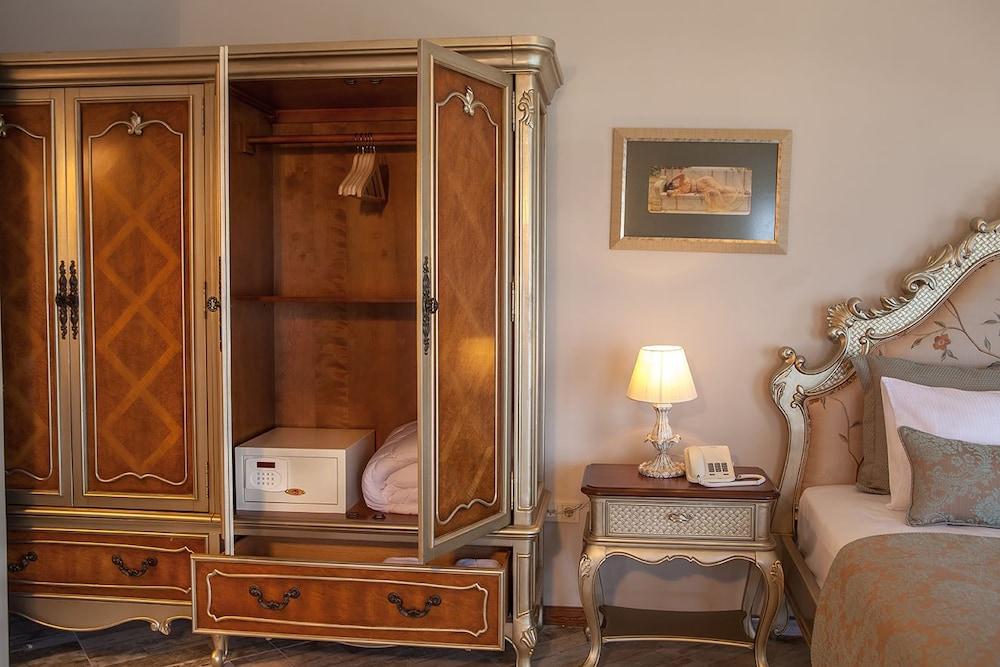 La Petra Hotel Izmir Zewnętrze zdjęcie