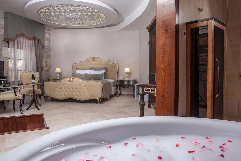 La Petra Hotel Izmir Zewnętrze zdjęcie